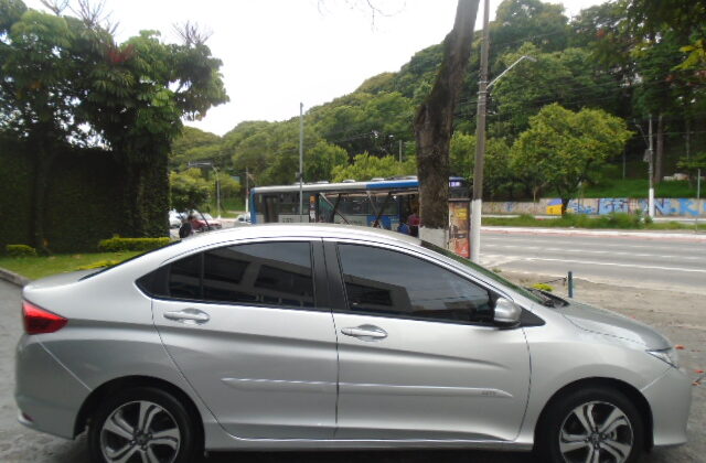 City EX 1.5 Automático CVT 2015 Prata Flex Completo