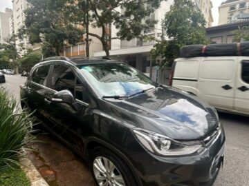 Tracker Premier 1.4 Turbo Automática 2018 Cinza Flex com teto solar – Top de Linha